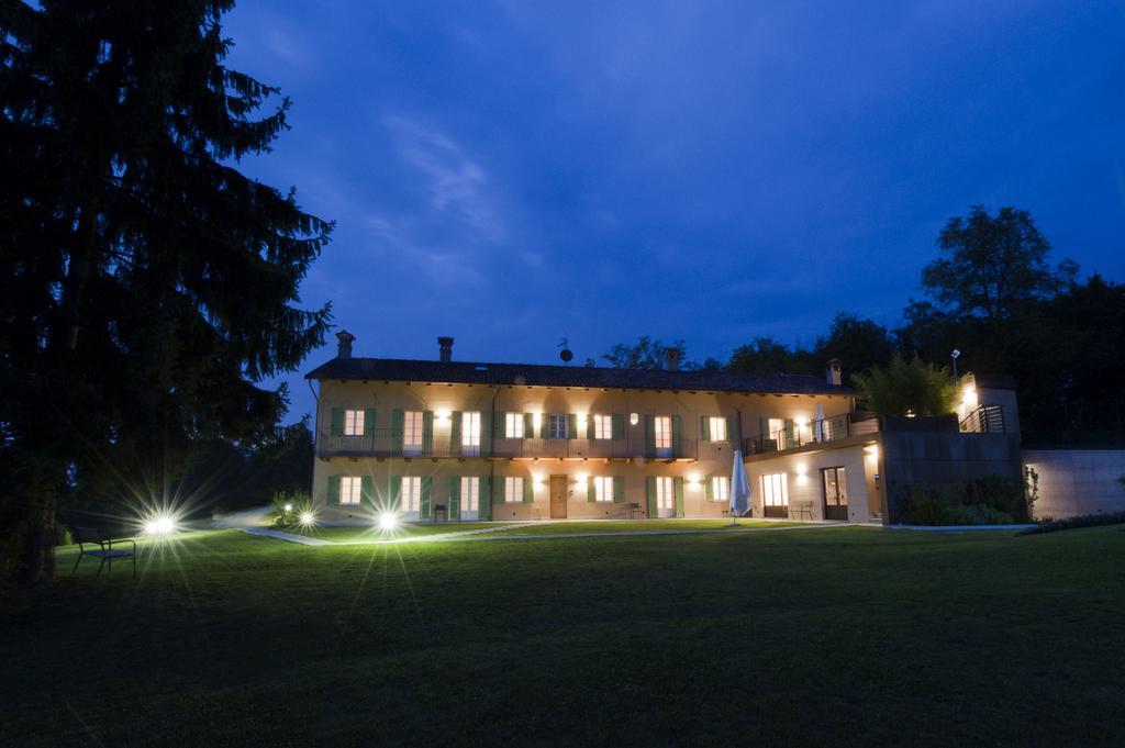 Villa Sangrato 1883 à Monteu Roero Extérieur photo