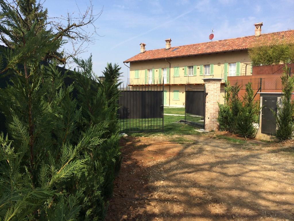 Villa Sangrato 1883 à Monteu Roero Chambre photo